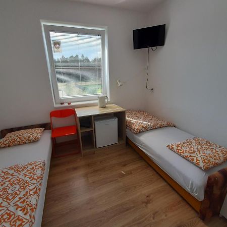 Pokoje Goscinne Weronika Ostrowo  Exterior foto