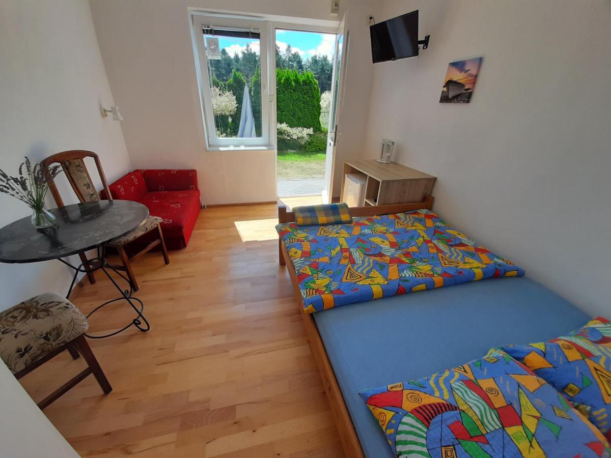 Pokoje Goscinne Weronika Ostrowo  Exterior foto